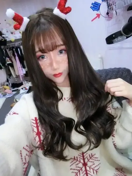 日批直播用户评价头像